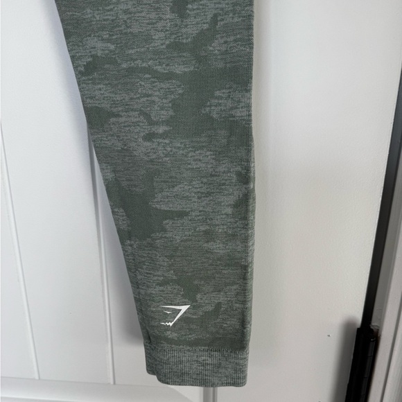 SCRUNCH BUTT LEGGINGS - Picture 3 of 4